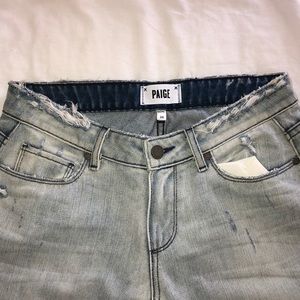 PAIGE LIGHTWASH BF JEANS